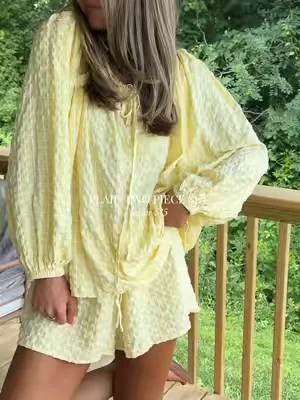 lightweight + comfy. perfect for the summer time 💛 #twopieceset #matchingset #dealsforyoudays #affordablefashion #musthaves 