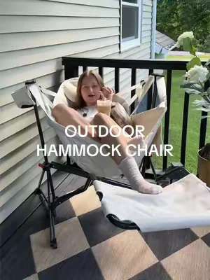 Just imagine watching the fireworks in this chair 🥹 #gdyhome #gdyhammockchair #outdoorhammockchair #dealsforyoudays #summerwins 