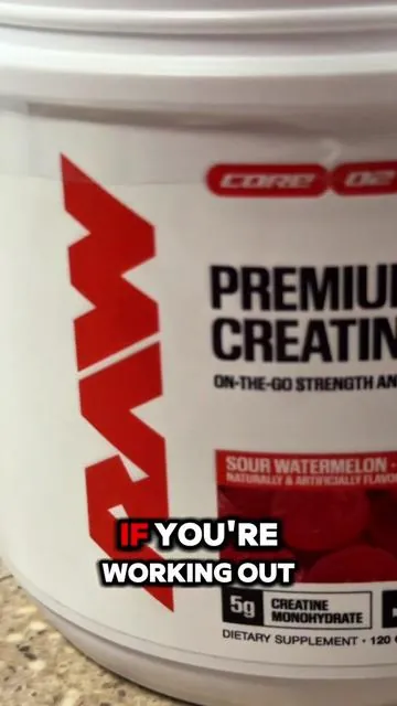 The easiest way to get my daily creatine in 🍒🔥#rawcreatinegummies #CreatineGummies #WorkoutRecovery #MuscleRecovery  #creatorsearchinsights @getrawnutrition 
