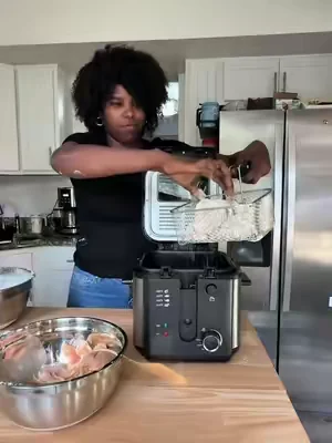 #deepfryer #summeressentials #summerwins #payday #parati