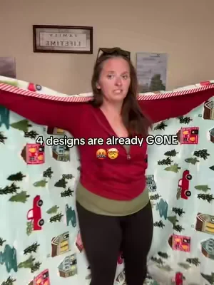 I cannot believe how fast they sold out of the designs already! #holidayblanket #throwblanket #kringleexpressblanket #dealsforyoudays #christmasblanket 