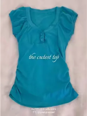 i luv this top <3 #fashioninspo #cutetop #y2k #outfitinspo #fashion 