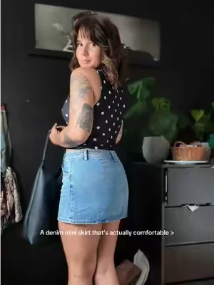 Never had a Jean skirt so comfy before 🥹 #miniskirt #denimskirt #dealsforyoudays #SummerVibes #SummerWins 