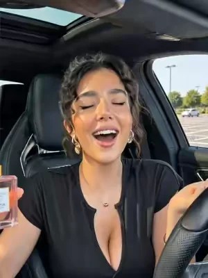 The staying power is insane! they are literally shipping it for Free right now❗️ 💕#TikTokShopDealsforYouDays #perfumetiktok #coco #fragrance #womensperfume 