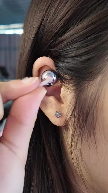 🎁❤️Game changer for workouts: clip-on earbuds#EarClipEarbuds #HiddenHeadphones #FashionEarbuds #WorkHacks #DealsForYouDays