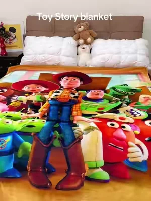cutest toy story blanket ， so soft & cozy ☁️✨#toystory #cozyblanket #toystory5 #TikTokShopDealsforYouDays#SummerWins