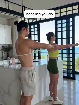 #girlworkout #chestworkout #backworkout #homefitness #dealsforyoudays 