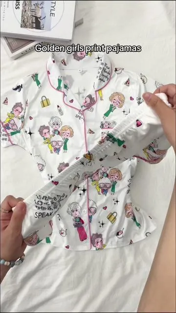 #goldengirls #pajamas #sleepwear #spotlightfinds #dealsforyoudays 