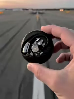 😳 ¿A poco no parece un rin de supercar este diseño? 🏎️✨#lamborghini #earphones #DealsForYouDays #SummerWins #TikTokShopdealsforyoudays 
