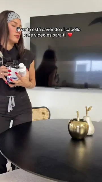 Estas son las vitaminas que yo personalmente utilizo como parte de mi rutina de cuidado capilar. #influencer #momlife #APRNLife #nplife💊 #momsoftiktok 