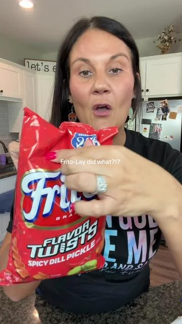@Frito-Lay Shop #ad The Red, White, & Blue Bundle is right on time for your 4th of July Party! #snacktok #foodtok #viralsnack #TikTokShopFinds 