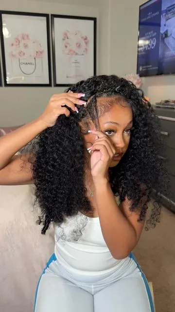 the prettiest Burmese curls & in 26 inches 💗 @Tahikie #summervibes☀️ #burmesecurly #halfwigs 