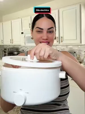 Olayks - Olla eléctrica multifunción de 2 L con revestimiento cerámico antiadherente y doble potencia; ideal para bistec, pasta, *hot pot* y ramen. Cuenta con calentamiento rápido y protección contra sobrecalentamiento.#tiktokshopcreatorpicks #dealsforyoudays #ollaelectrica #cocina 