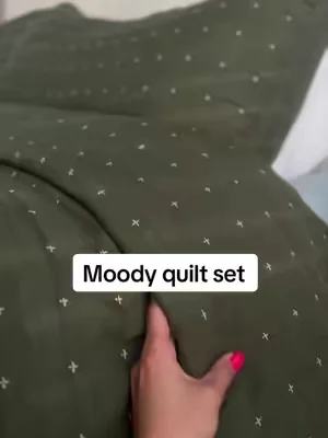 The smell of coffee brewing + a fresh moody bedding refresh #moody #beddingset #bedding 
