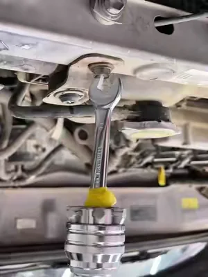 This compact 1/4 inch double-ended ratchet wrench is a real game-changer!72-tooth design works smoothly even in super tight spots.Perfect for car maintenance, bike repair and daily DIY jobs.Must-have practical tool for every toolbox! #AutoTools #DIYTools #CarRepair #HandTools #fyp