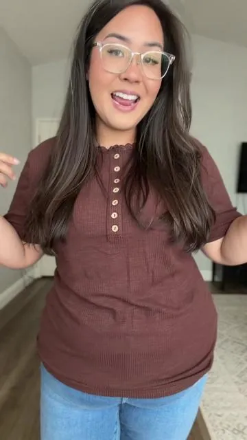 @btfbm_shop #apronbelly #summerwins #dealsforyoudays #curvyfashion #plussizetop 