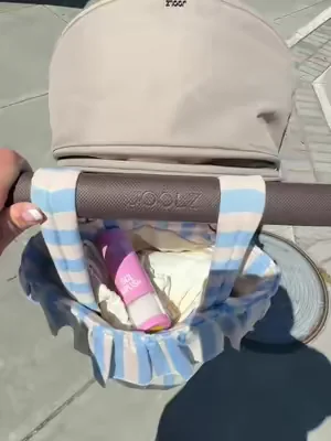 My favorite spf for my family it’s a huge stick no white cast and they love putting it on. It’s waterproof 💦#dealsforyoudays #summerwins #spf50 #spf #beach @Sol Brush 