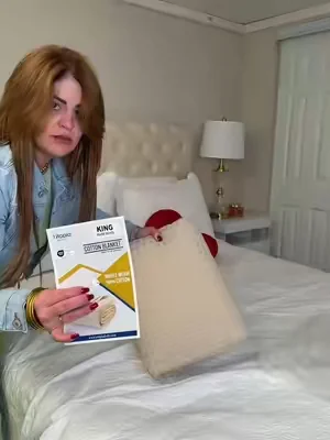 Cuando muestro mi cama con estilo waffle, siempre me preguntan de dónde saco estos sobrecamas tan lindos. ✨ Los de Utopia se han convertido en mis favoritos porque son suaves, ligeros, fáciles de lavar a máquina y le dan un toque elegante a cualquier habitación. Además, los tengo en varios colores para combinar con cualquier decoración. Encima de mi nombre te dejo la tienda oficial. 🤍 #DealsForYouDays #DFYD #HomeDecor #BedroomInspiration #TikTokShopFinds