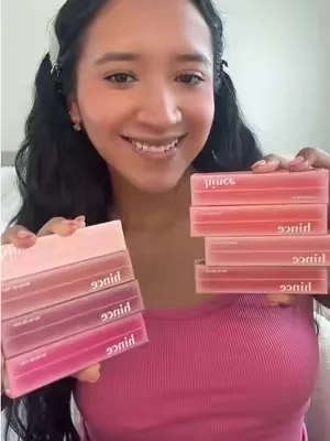 The soft matte lip everyone in Korea is obsessed with 💋✨🤍 @hince 힌스   #dealsforyoudays #hince #hincenublur #kbeauty #koreanmakeup