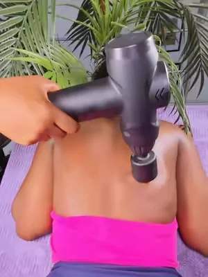 #massage #massagegun #haitiantiktok #soremuscles #massager 