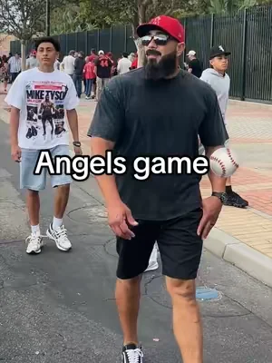 Angels game⚾️ #mom #momtok #fyp #foryoupage 