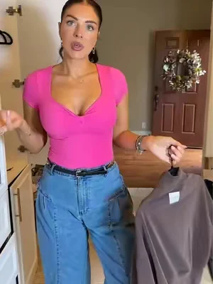 Lifting supportive and so comfortable this bra is perfect under all of your summer tops #bra #SeamlessBra #styletips #outfitideas #summerwins 