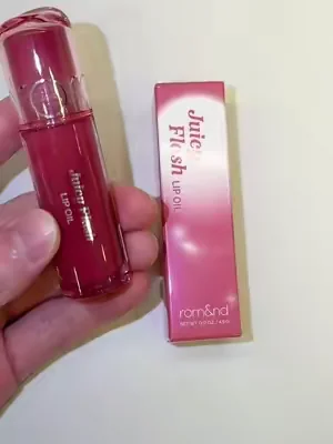 Get this bestselling rom&nd lip oil right now! #DealsForYouDays  #summervibes #TikTokShopCreatorPicks  #TikTokShopStockUp 