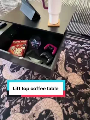 This coffee table is so practical. We use the pull out tray alll the time #coffeetable #furniture #livingroomfurniture #furnitiredeals #dealsforyoudays 