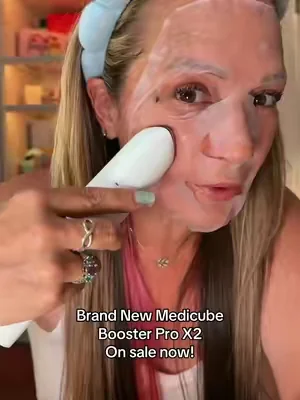 This is what your fave needs #medicube #medicubeskincare #dealsforyoudays #medicubeboosterpro #boosterprox2 @medicube global 