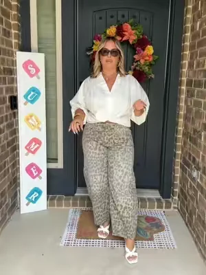 You can dress this up so many ways ✨✨ #styleinspo #cutetops #midsizefashion #DealsForYouDays #summerwins 