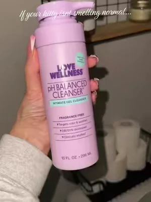 #lovewellness #phcleanser #phbalanceskincare #femininewash #feminineselfcare 