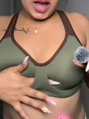 The MOST comfortable bra I own ✨  + PLUS SIZE FRIENDLY ☺️  #dealsforyoudays #tiktokdealsfordays #sportsbra #activewear #plussizefriendly  