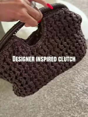 Designer-inspired, woven clutch that looks luxury without the price tag 🤍✨ Perfect for date nights, brunch, vacations, or just elevating your everyday outfit. High-end style, affordable feel—this is the bag everyone will ask about. #AffordableLuxury #WovenClutch #DesignerInspired #FashionFinds 