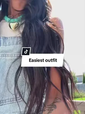 Overalls are the easiest outfit of summer! 