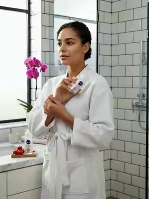 Stop scrolling! This deodorant fixes underarm smells 🔥 Vitamin C + 48H protection? YES. 3-pack bundle = game changer ✨ #DealsforYouDays #NiveaDeo #UnderarmCare #SkincareEssentials #TikTokMadeMeBuyIt