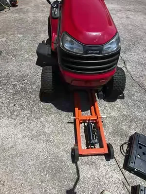 If you maintain your own mower, this is one of those tools you wish you bought sooner. Makes blade changes, deck cleaning, and routine maintenance safer and a whole lot easier than wrestling with ramps or floor jacks. #MowerMaintenance #TikTokShopCreatorPicks #tiktokshopstockup #BigDreamsStartSmall #dealsforyoudays @VEVOR Store 