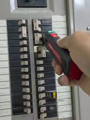Easily identify the correct breaker with this KAIWEETS circuit breaker finder and outlet wiring tester. ⚡ Perfect for electrical panel labeling, GFCI testing, and finding mystery circuits fast. 🔌 #electriciantools  #breakerfinder #electricaltesting #gfcioutlet #homeelectrical 
