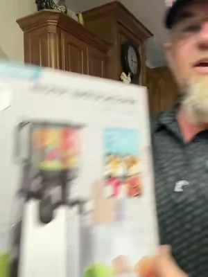 Juicer!! #juice #homemadejuice #juicer #dealsforyoudays #tiktokshopcreatorpicks 
