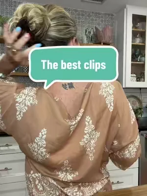 Grab these on sale for #dealsforyoudays @Kitsch #kitsch #hairstyle #hairclips #dirtyhair 