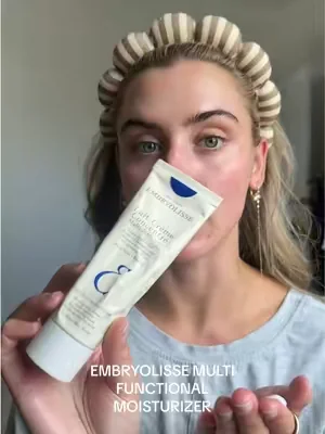 This multifunctional moisturizer will give your skin all the moisturizer in the world so when the foundation gets blended overtop it all melts into the skin and has a hydrated glow  #embryolisselaitcream #baseroutinemakeup #makeupbase #dealsforyoudays #skinprepformakeup @Embryolisse 