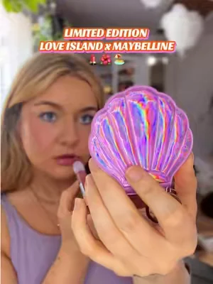 Stop how cute is this love island bundle from @Maybelline NY !!!!! #LoveIsland #maybelline #lipgloss #dealsforyoudays 