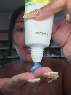 aging skin HATES to see this dual cream 😮‍💨👏🏽 @celimax US Store #celimax #dealsforyoudays #retinalshottighteningdualcream #retinal #antiaging 