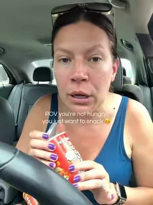 I want to snack because I’m a snack girl 💁🏻‍♀️ #snacks #foodnoise #crunchy #protein #dealsforyoudays 