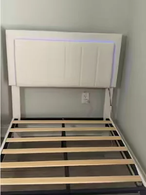 Respuesta a @✨💫Dayan🫶🏻✨💫 base de cama de un material de excelente calidad y muy hermosa #bedframe #kidsbedroom #tiktokshopcreatorpick #dealsforyoudays #summerwins @HOMBCK 