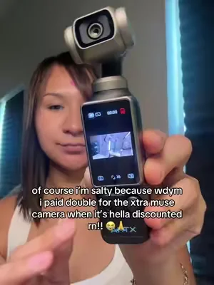and you get the tripod for free wtf 😭😭