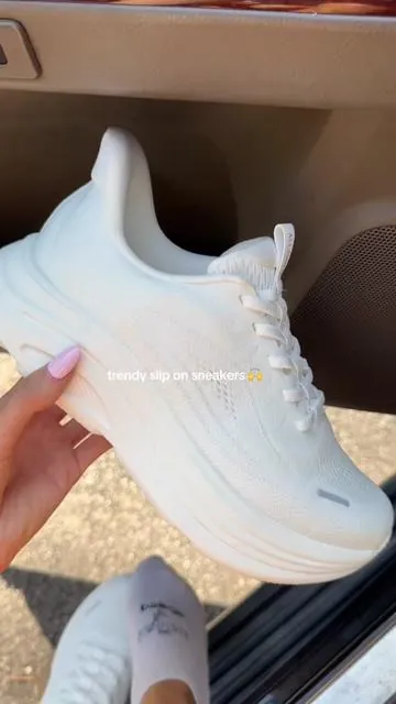 The best affordable slip on sneakers!!! So cute #cutesneakers #cuteshoes #dealsforyoudays #summeroutfits #casualoutfits 