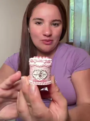 #fyp #dealsforyoudays #cakelipcream 