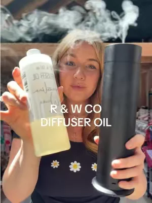 Replying to @Ｍａｒｉｎａ Ｊａｎｅ the best money saving hack I’ve found for my diffuser #diffuser #diffuseroil #luxuryscents #homefinds 