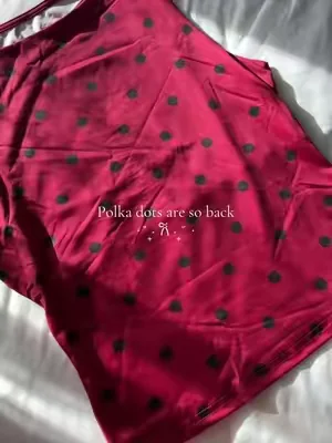 #polkadot #fashion #womenstops #dealsforyoudays #fall 