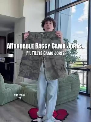 #camojorts #baggyjorts #mensfashion 